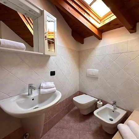 Casa Nel Borgo Di アパート *